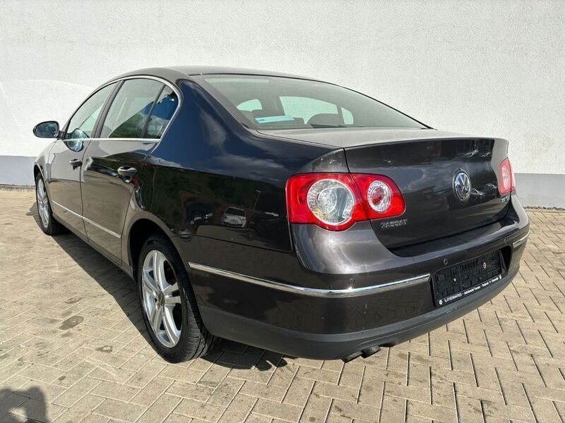 Gebraucht VW Passat Comfortline 140 PS (102 kW) 2006 Schwarz Limousine