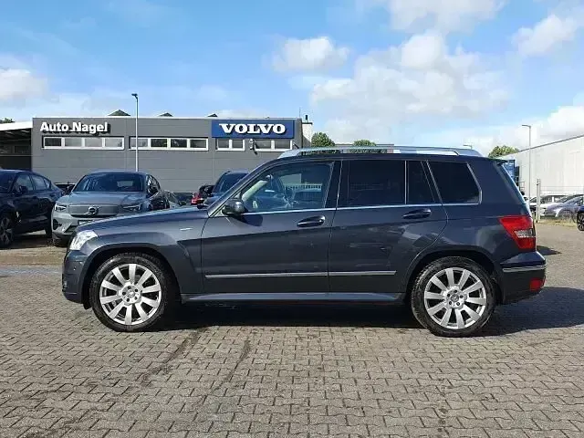 Gebraucht Mercedes GLK250 204 PS (150 kW) 2011 Grau SUV