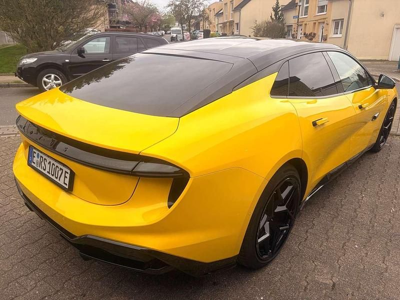 Gebraucht Lotus Emeya 450 kW (612 PS) 2025 Gelb Kleinwagen