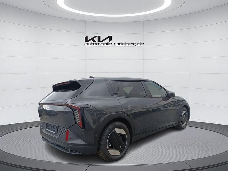 Neu Kia EV4 Earth 150 kW (204 PS) 2025 Grau Limousine