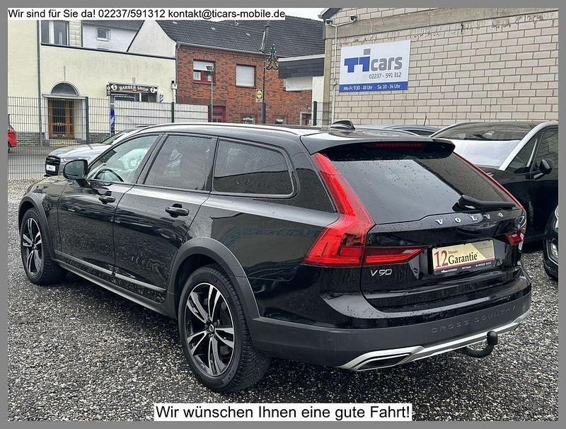 Gebraucht Volvo V90 CC 190 PS (139 kW) 2020 Schwarz Kombi