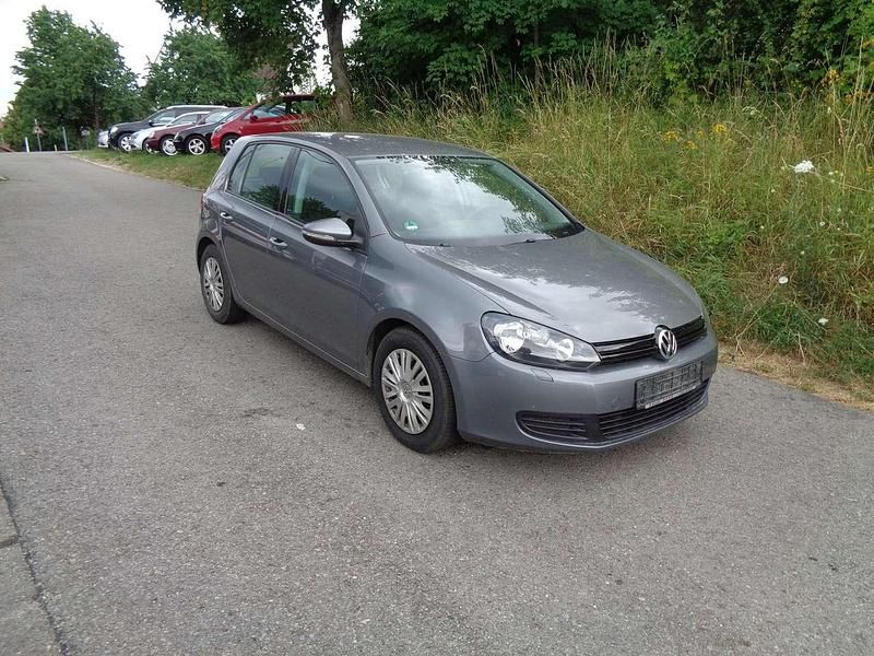United grey Gebraucht 2009 VW Golf VI Trendline Kleinwagen | 3.999 € (Guter Preis) - Bild 1/4