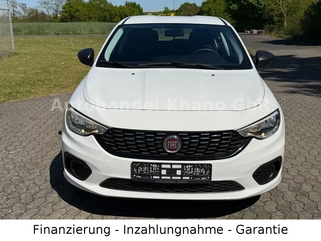Gebraucht Fiat Tipo Pop 95 PS (69 kW) 2017 Weiß Limousine