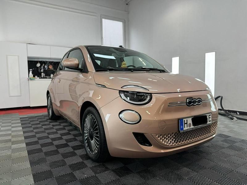 Gebraucht Fiat 500e Icon 86 kW (118 PS) 2022 Gold Kleinwagen