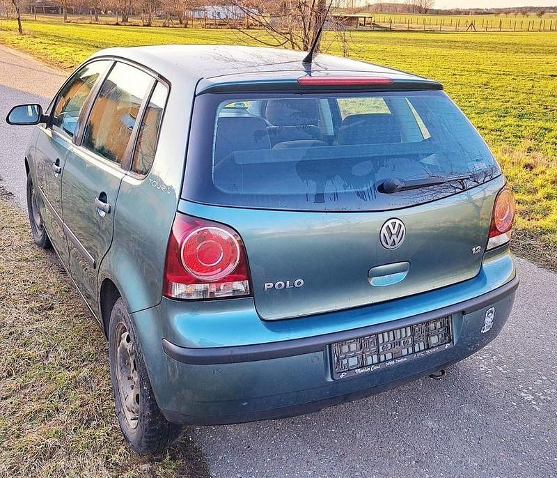 Gebraucht VW Polo 69 PS (50 kW) 2007 Grün Kleinwagen