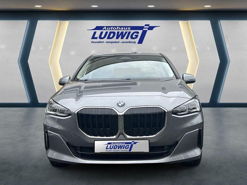 Gebraucht BMW 220 150 PS (110 kW) 2023 Grau Kombi
