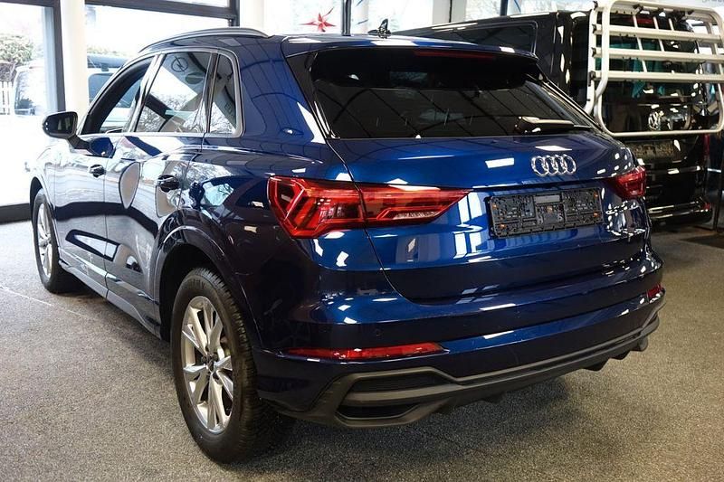 Gebraucht Audi Q3 S-Line 150 PS (110 kW) 2024 Blau SUV