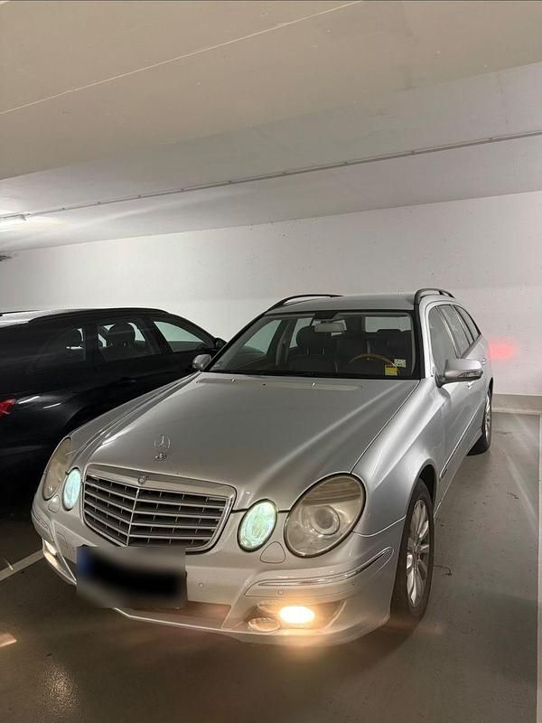 Gebraucht Mercedes E280 Elegance 190 PS (139 kW) 2007 Silber Kombi
