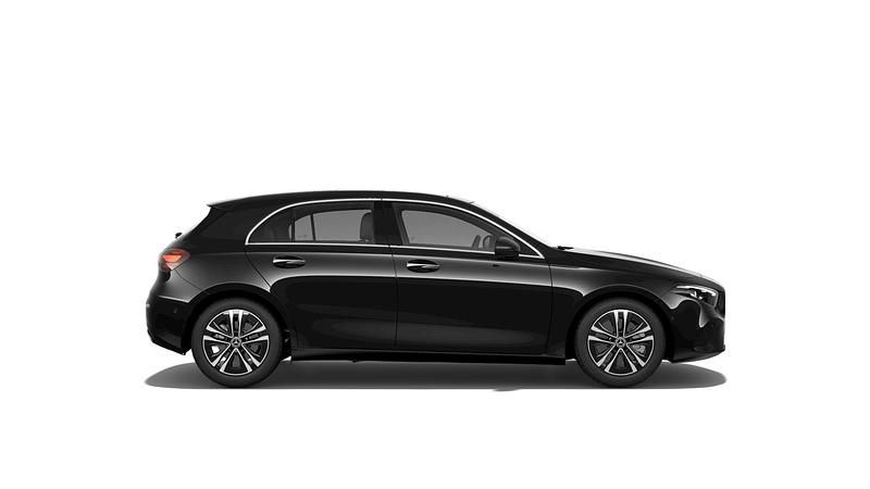 Nachtschwarz Neu 2025 Mercedes A220 Limousine | 52.949 € - Bild 1/2