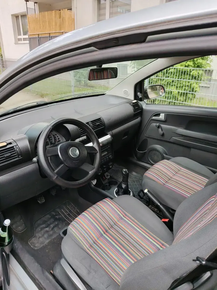 Gebraucht VW Fox 70 PS (51 kW) 2006 Silber Kleinwagen