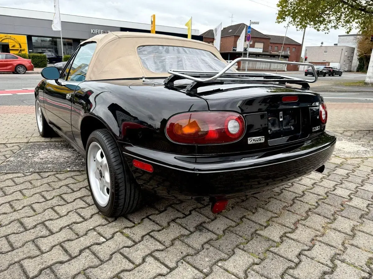 Second-hand Mazda MX5 116 CP (85 kW) 1993 Other Cabrio