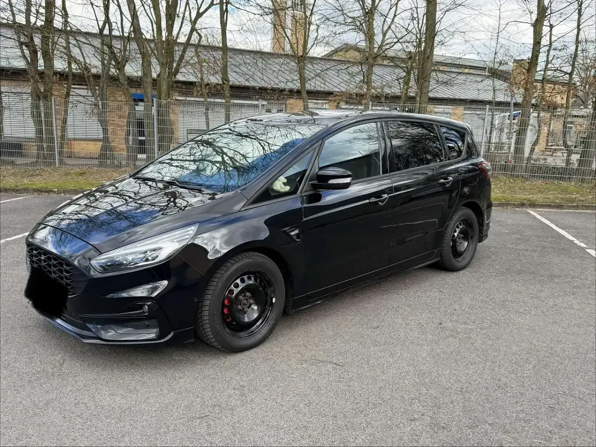 Gebraucht Ford S-MAX ST-Line 241 PS (177 kW) 2019 Schwarz Van / Kleinbus