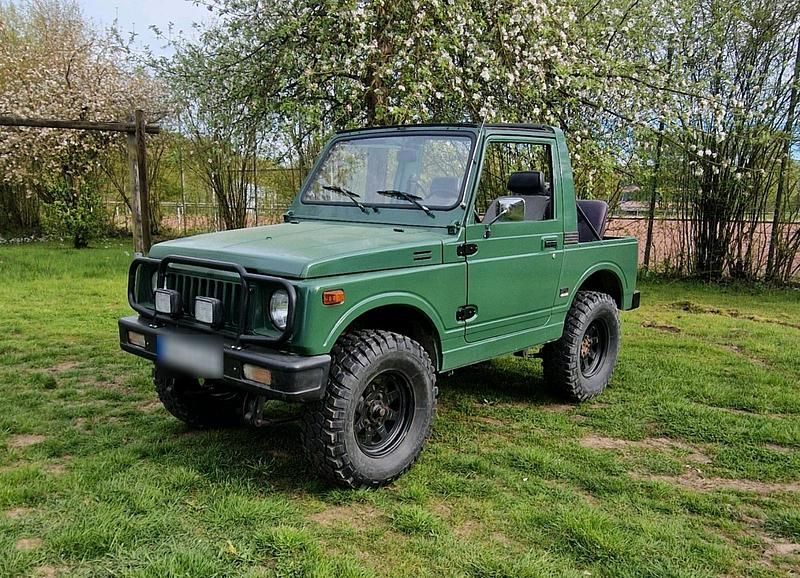 Usata Suzuki Samurai 45 CV (33 kW) 1983 Verde SUV