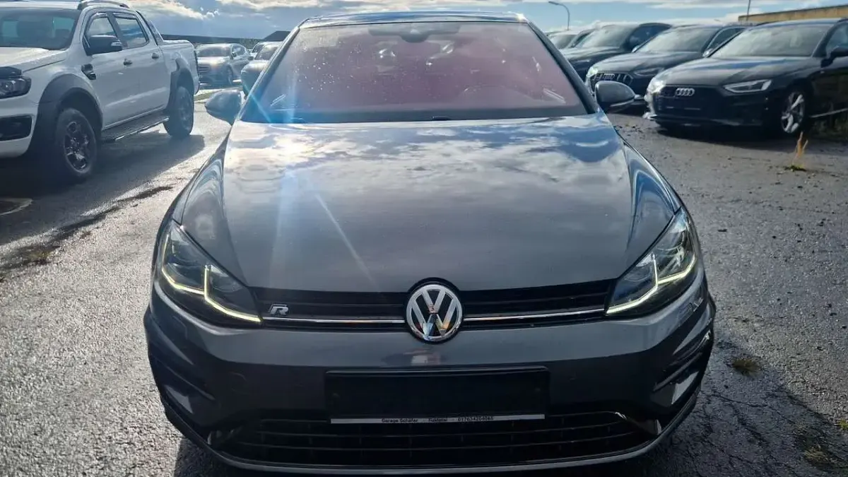 Gebraucht VW Golf VII R 300 PS (220 kW) 2019 Grau Limousine