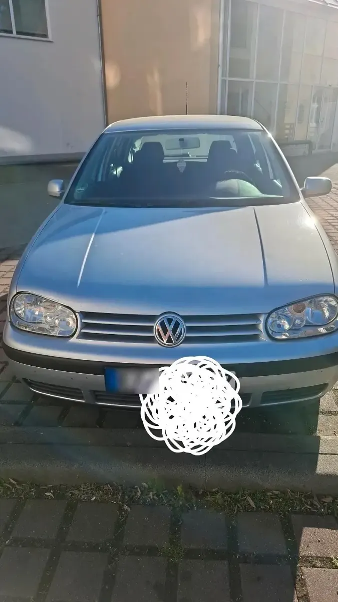 Second-hand VW Golf IV 75 CP (55 kW) 2002 Argintiu Hatchback