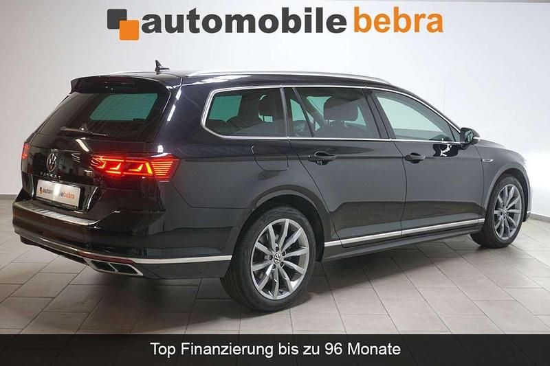 Gebraucht VW Passat 200 PS (147 kW) 2022 Deep black Kombi