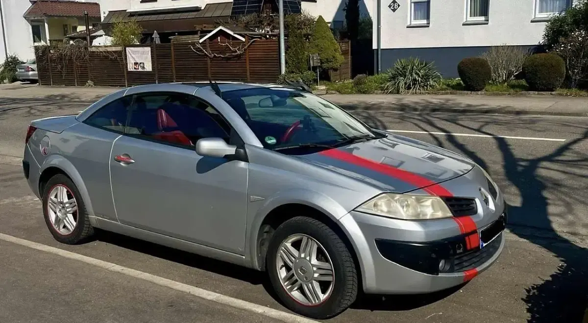 Gebraucht Renault Mégane Cabriolet Expression 95 PS (69 kW) 2006 Grau Cabrio