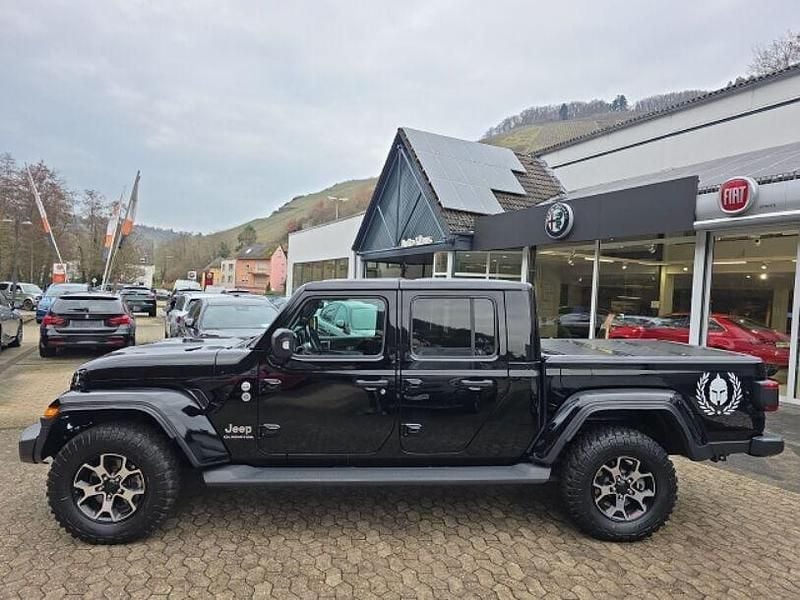 Gebraucht Jeep Gladiator Overland 264 PS (194 kW) 2021 Schwarz Pickup