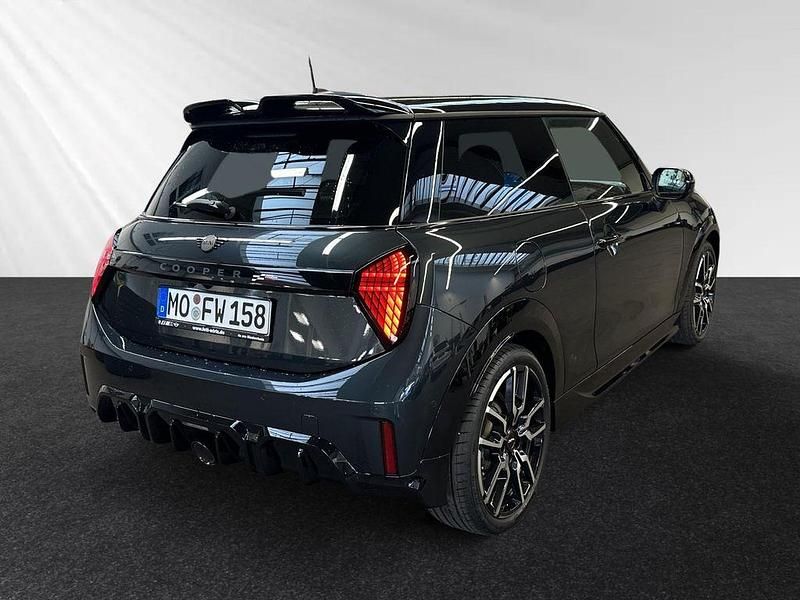 Gebraucht Mini John Cooper Works 231 PS (169 kW) 2025 Legend grey Kleinwagen