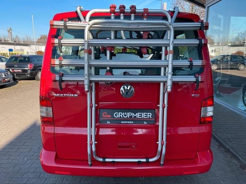 Gebraucht VW Multivan 131 PS (96 kW) 2004 Rot Van / Kleinbus