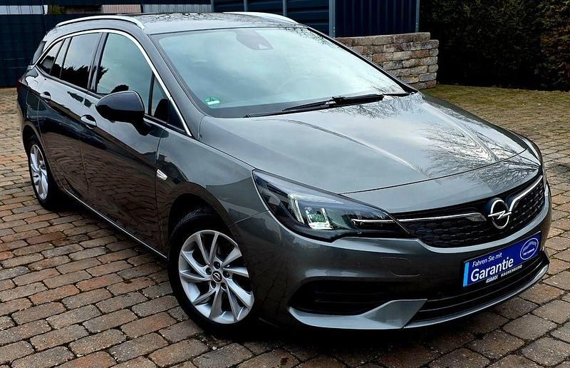 Gebraucht Opel Astra Elegance 110 PS (80 kW) 2021 Grau Kombi