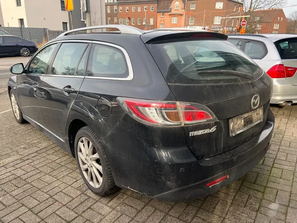 Gebraucht Mazda 6 Active 129 PS (94 kW) 2010 Schwarz Kombi