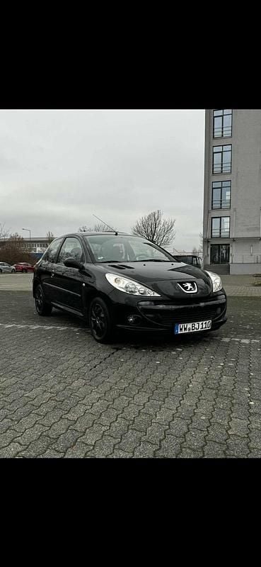 Schwarz Gebraucht 2009 Peugeot 206+ Kleinwagen | 1.600 € (Guter Preis) - Bild 1/4