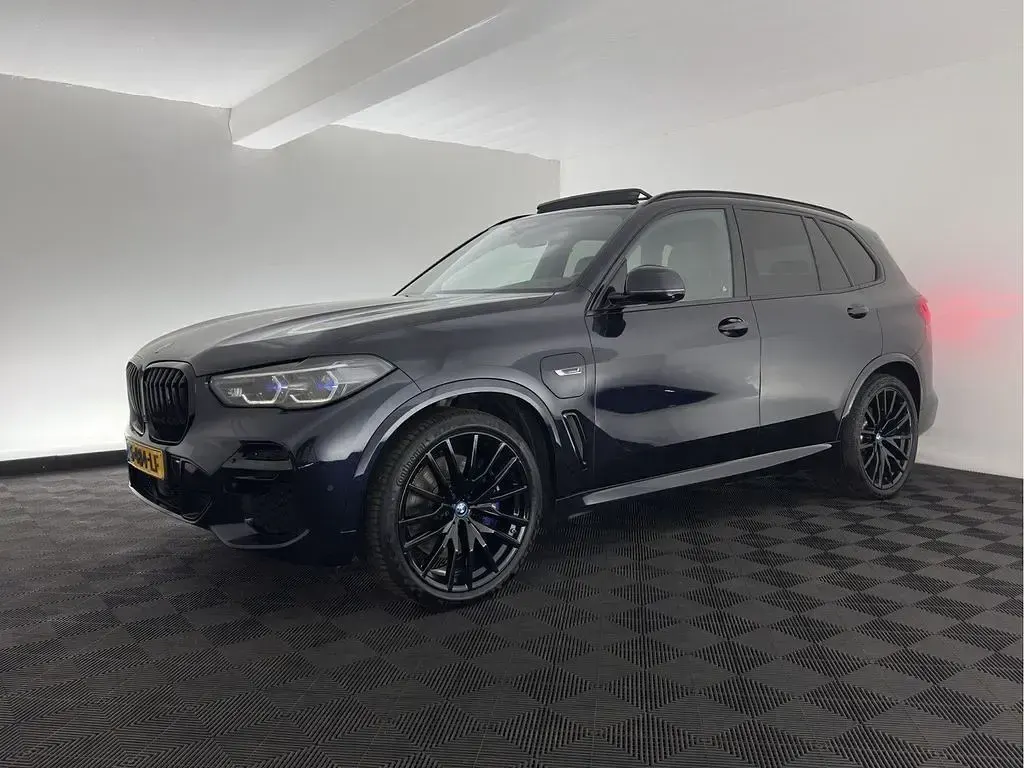 Gebraucht BMW X5 Executive 394 PS (289 kW) 2023 Schwarz SUV