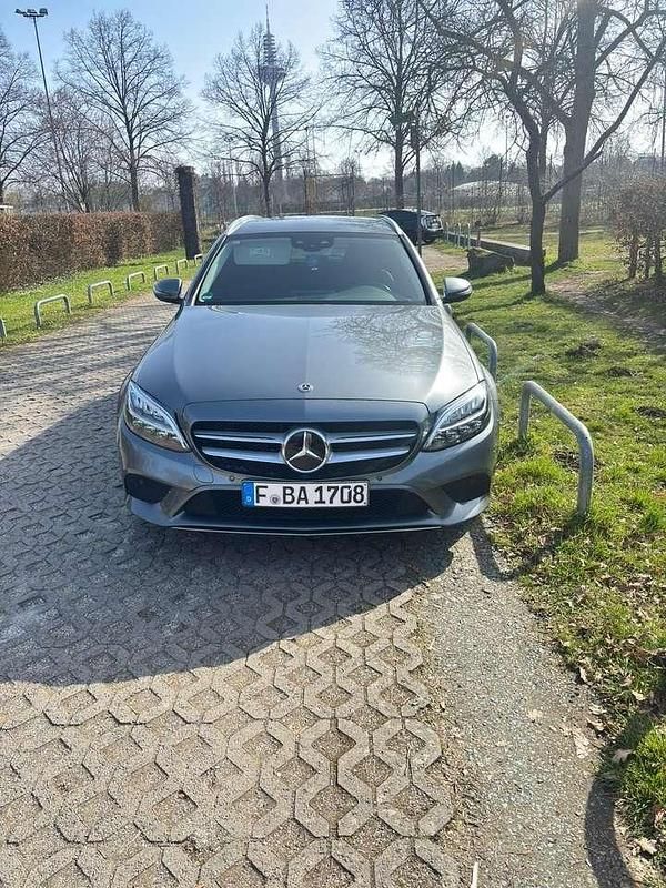 Gebraucht Mercedes C200 150 PS (110 kW) 2018 Grau Kombi