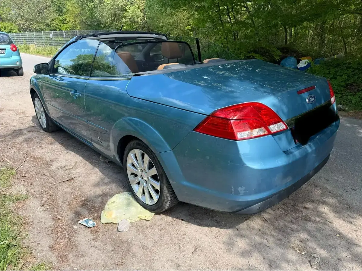 Gebraucht Ford Focus Cabriolet 145 PS (106 kW) 2007 Blau Cabrio