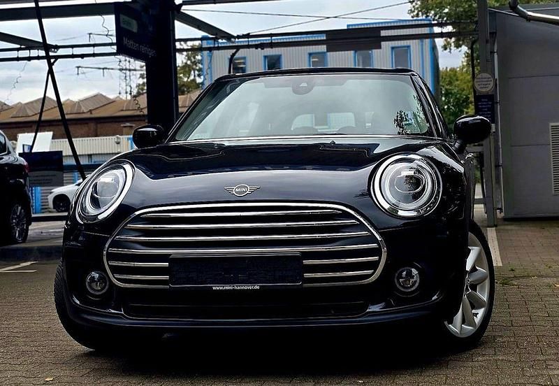 Schwarz Gebraucht 2020 Mini Cooper D Clubman Kombi | 14.900 € (Fairer Preis) - Bild 1/4