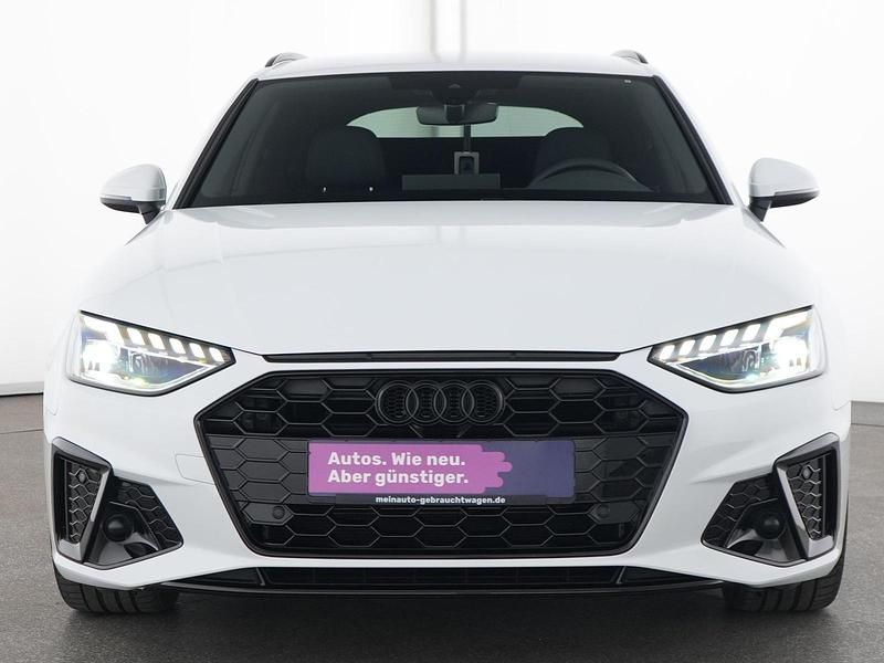 Gebraucht Audi A4 Competition 163 PS (119 kW) 2024 Gletscherweiß Limousine