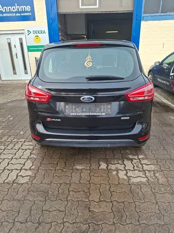 Używany Ford B-MAX Trend 101 KM (74 kW) 2014 Czarny Minivan