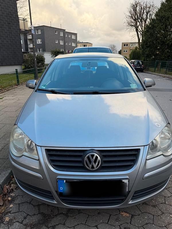 Silber Gebraucht 2006 VW Polo Kleinwagen | 3.500 € (Etwas zu teuer) - Bild 1/4