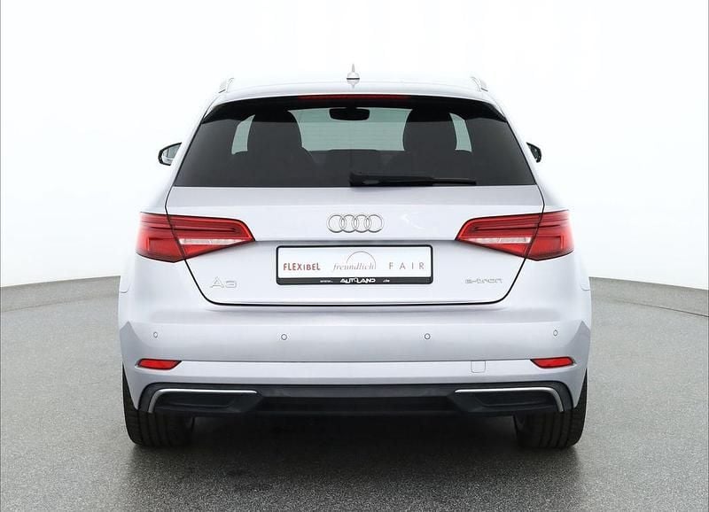 Gebraucht Audi e-tron S-Line 150 kW (204 PS) 2018 Silber SUV