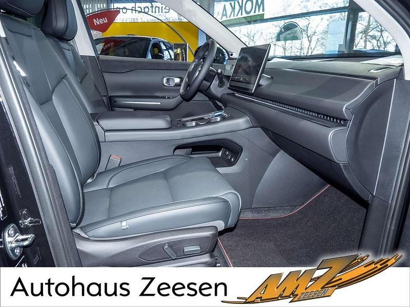 Neu Leapmotor C10 439 kW (598 PS) 2026 Metallic black SUV