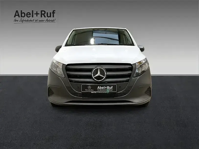Gebraucht Mercedes Vito 136 PS (100 kW) 2025 Arktikweiß Van
