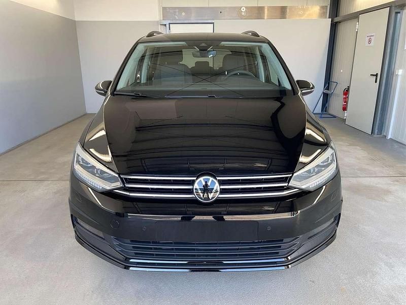 Neu VW Touran Comfortline 150 PS (110 kW) 2026 [f0f0] oyster silver m... Van / Kleinbus
