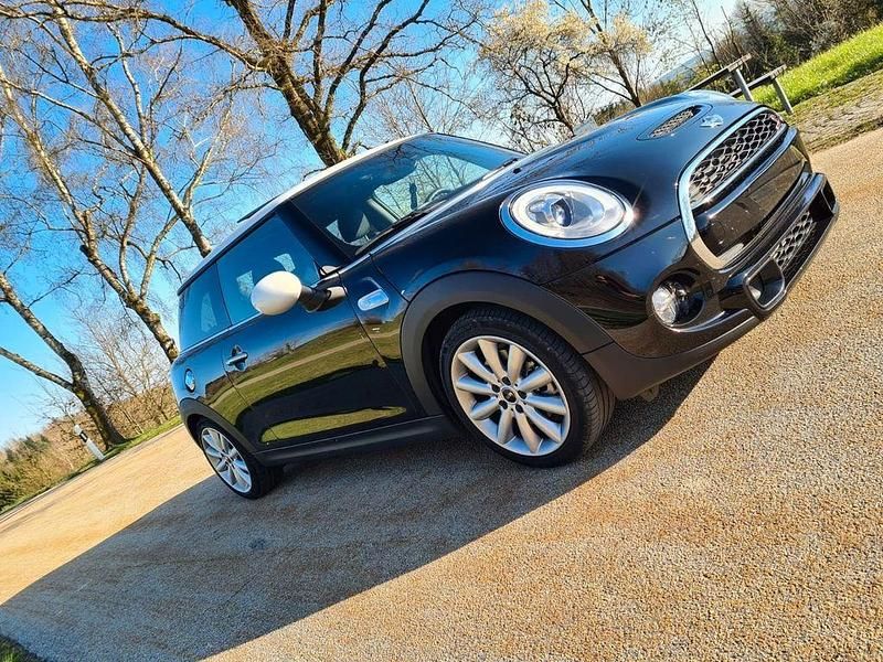 Gebraucht Mini John Cooper Works 192 PS (141 kW) 2018 Schwarz Kleinwagen