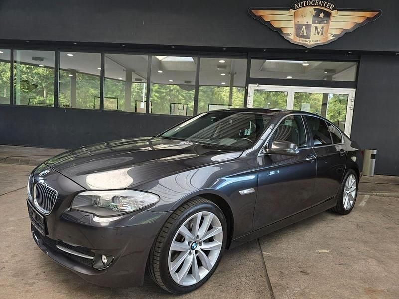 Grau Gebraucht 2011 BMW 535 Sport Line Limousine | 11.900 € (Guter Preis) - Bild 1/4