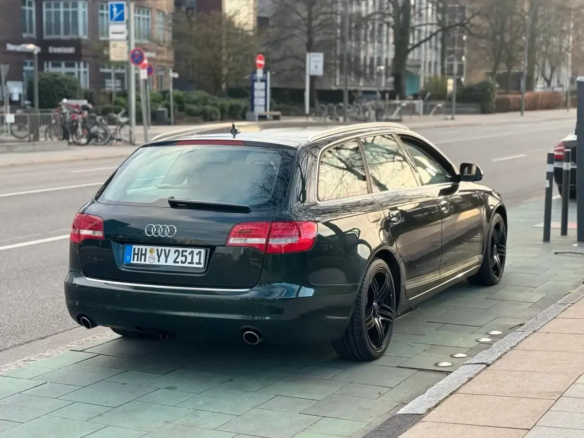 Gebraucht Audi A6 190 PS (139 kW) 2011 Grün Kombi