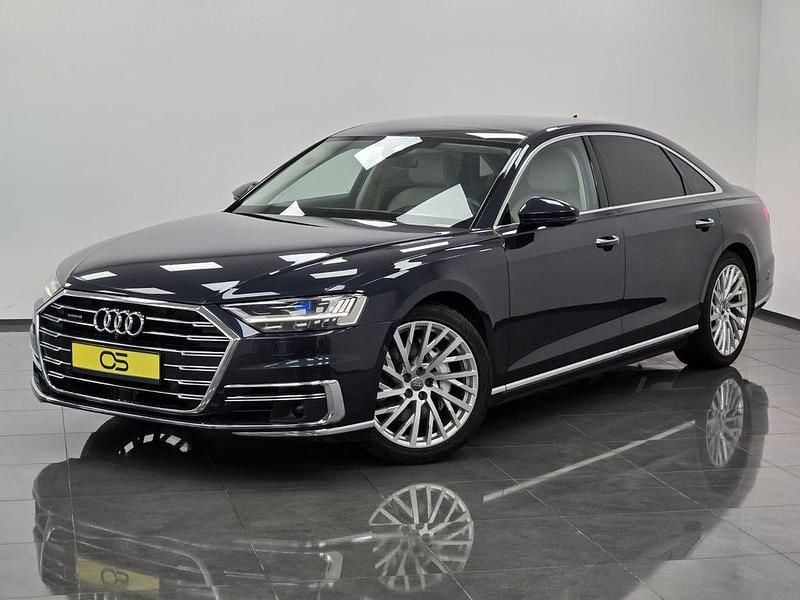 Blau Gebraucht 2018 Audi 50 Ambiente Kleinwagen | 46.900 € - Bild 1/4