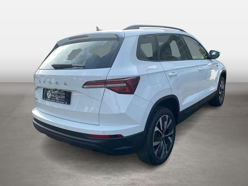 Gebraucht Skoda Karoq Selection 150 PS (110 kW) 2025 Weiß SUV