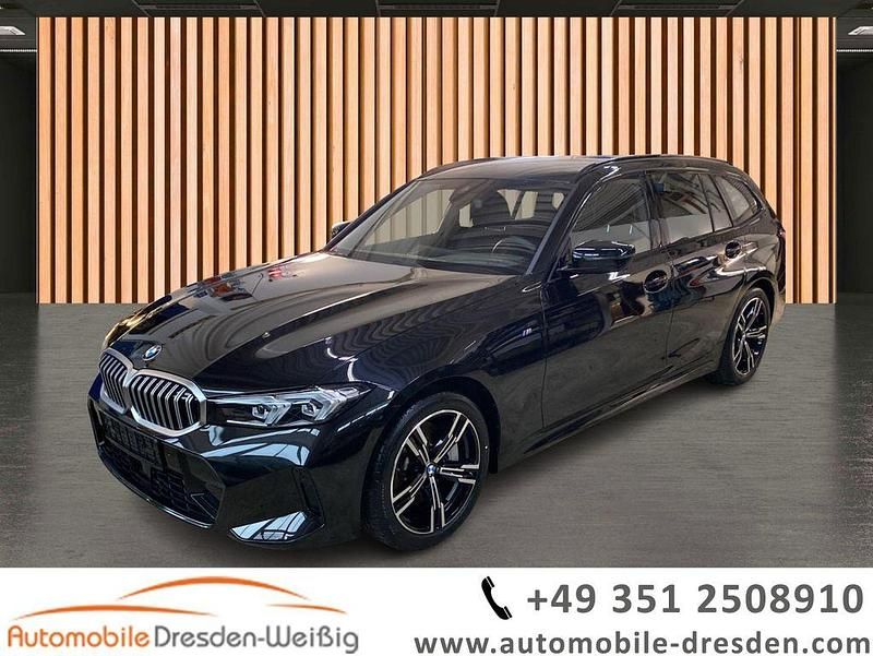 Schwarz schwarz (metallic) Gebraucht 2024 BMW 330 Shadowline Kombi | 39.780 € - Bild 1/4