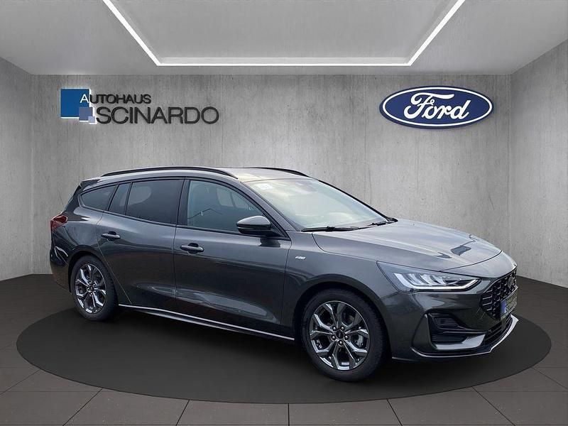 Gebraucht Ford Focus ST-Line 125 PS (91 kW) 2025 Magnetic grau Kombi