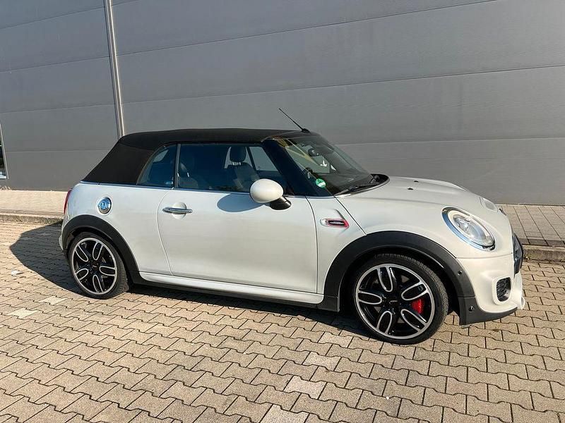 Second-hand Mini John Cooper Works 231 CP (169 kW) 2016 Alb Hatchback