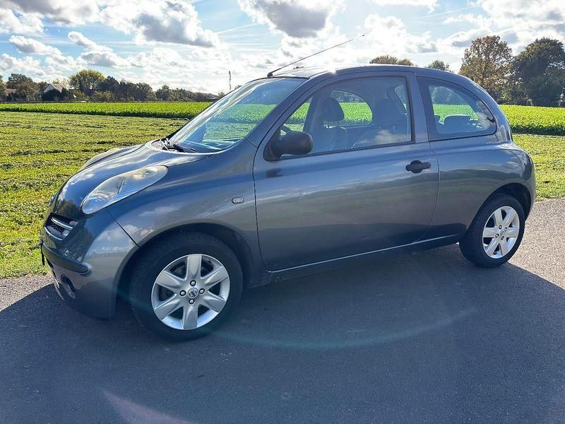 Grau Gebraucht 2006 Nissan Micra City Kleinwagen | 1.690 € (Fairer Preis) - Bild 1/4
