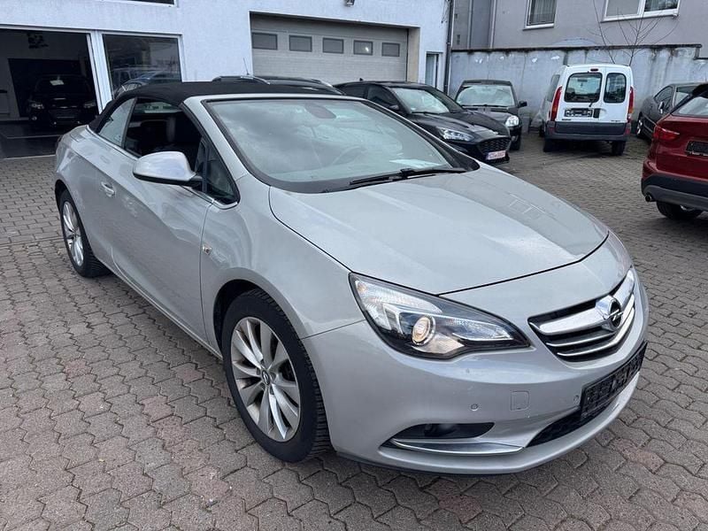 Gebraucht Opel Cascada Innovation 140 PS (102 kW) 2016 Silber Cabrio