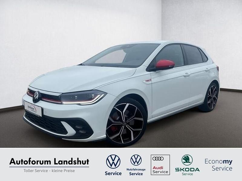Weiss pure white Gebraucht 2023 VW Polo IQ Drive Limousine | 25.790 € (Fairer Preis) - Bild 1/4