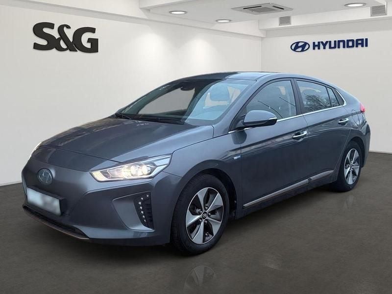Grau Gebraucht 2019 Hyundai Ioniq Style Kleinwagen | 14.450 € (Fairer Preis) - Bild 1/4